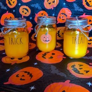 🎃Rae Dunn Halloween Mason Jar flameless candles 🎃